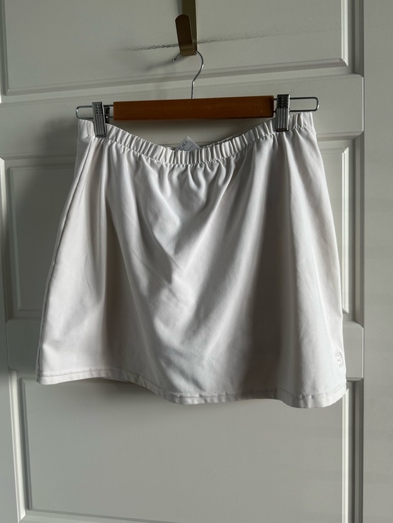 Nike Pants - Nike Medium Active Skort White Tennis Golf Athletic Skirt Built In Shorts Sporty